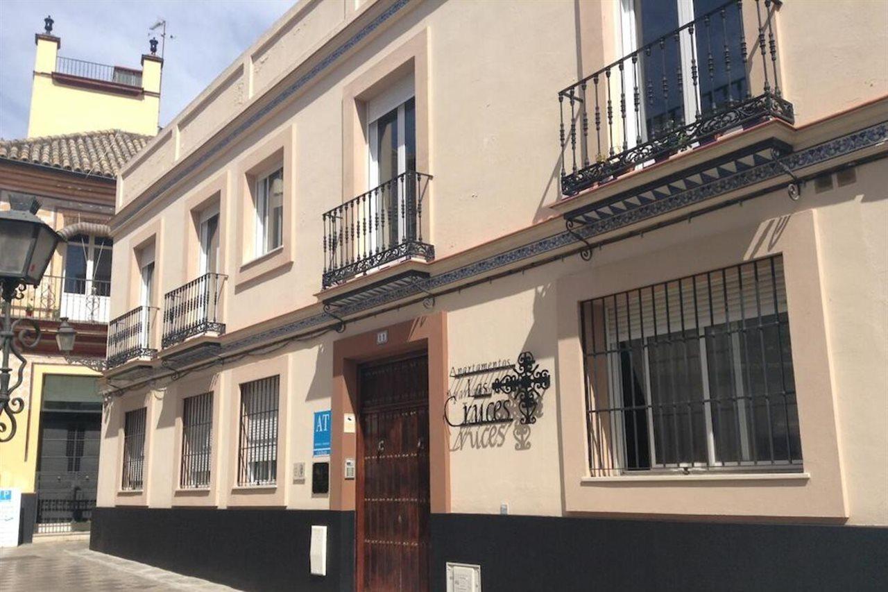 Apartamentos Las Cruces Seville Exterior photo