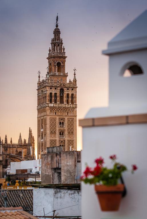 Apartamentos Las Cruces Seville Exterior photo