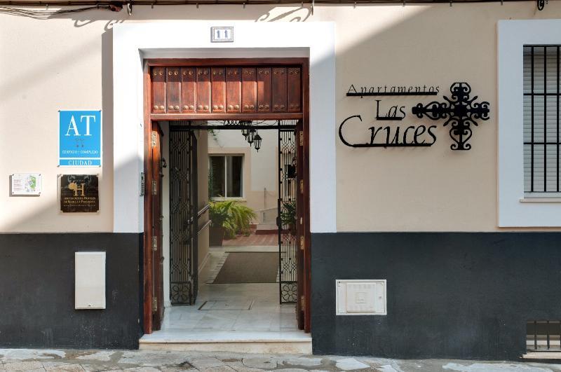 Apartamentos Las Cruces Seville Exterior photo