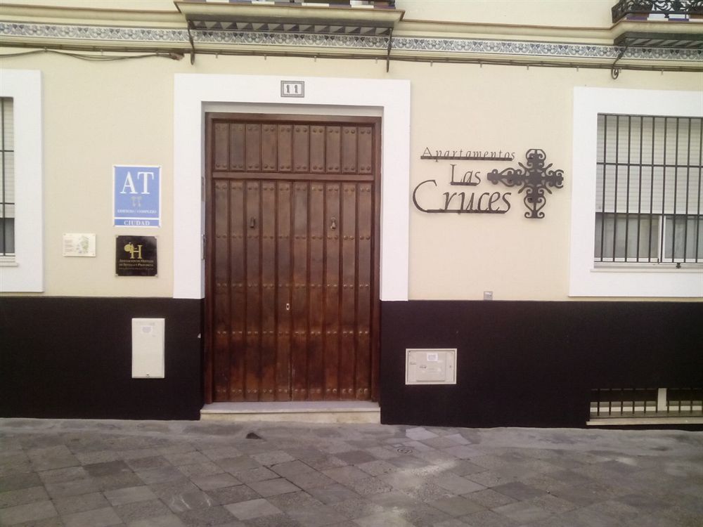 Apartamentos Las Cruces Seville Exterior photo